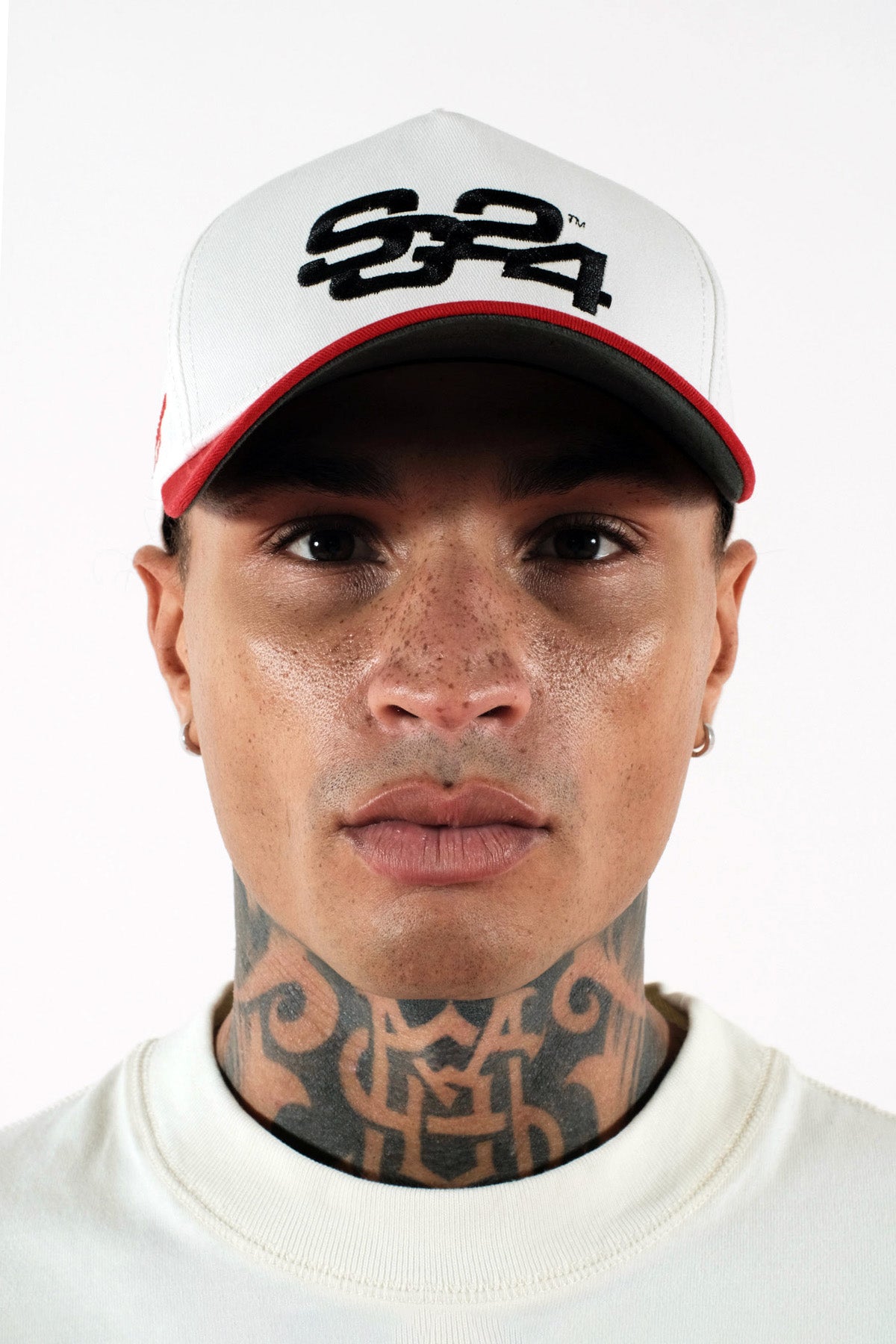 SG24 ADJUSTABLE BASEBALL CAP - CANNOLI CREAM & SCEPTRE RED